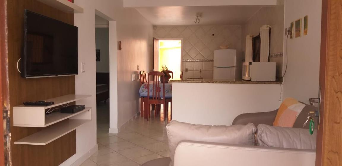 Вилла Casa 02 Dorm Na Rua Salmao Бомбиньяс Экстерьер фото