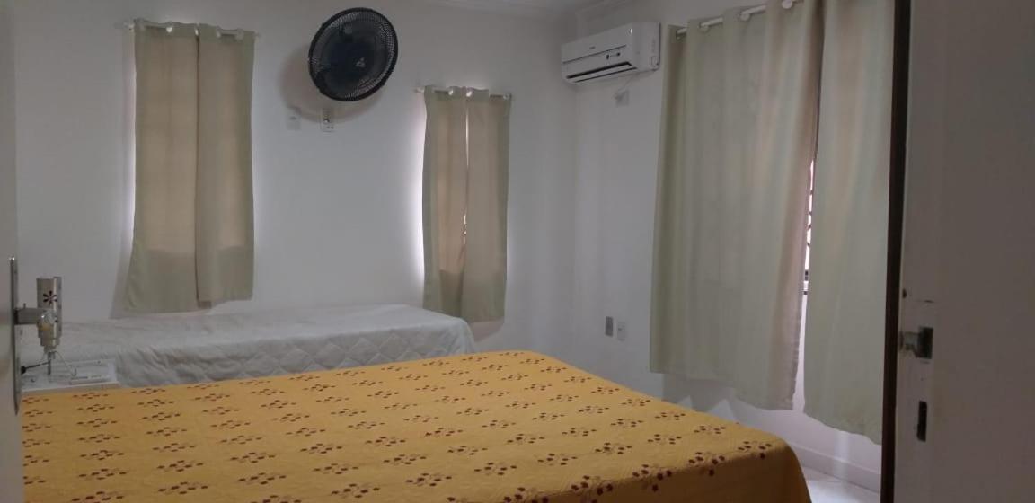 Вилла Casa 02 Dorm Na Rua Salmao Бомбиньяс Экстерьер фото