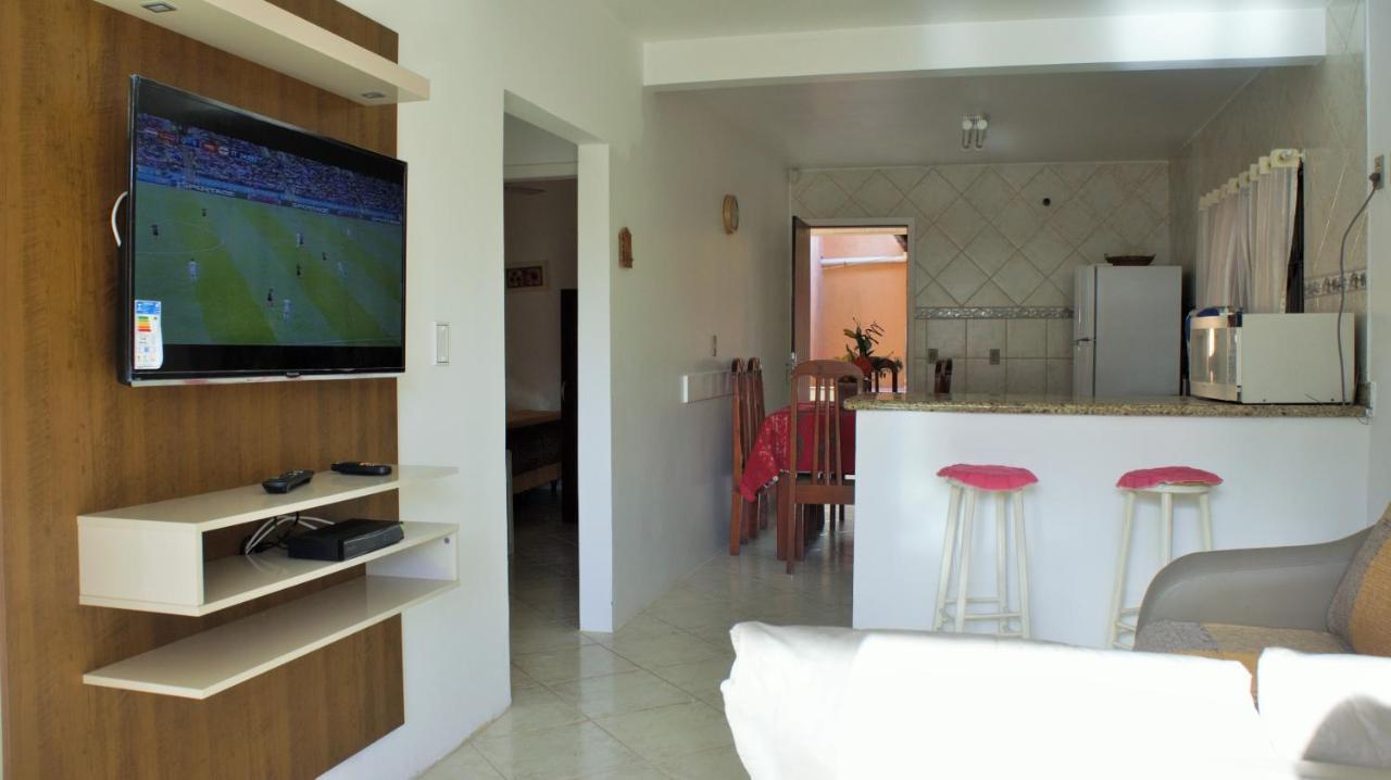 Вилла Casa 02 Dorm Na Rua Salmao Бомбиньяс Экстерьер фото